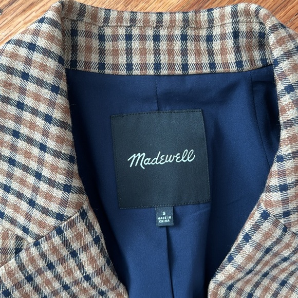 Madewell Caldwell Double Breasted Blazer in Desert Check - Picture 2 of 9